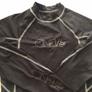 NWT O’Neill UV Protection surf top